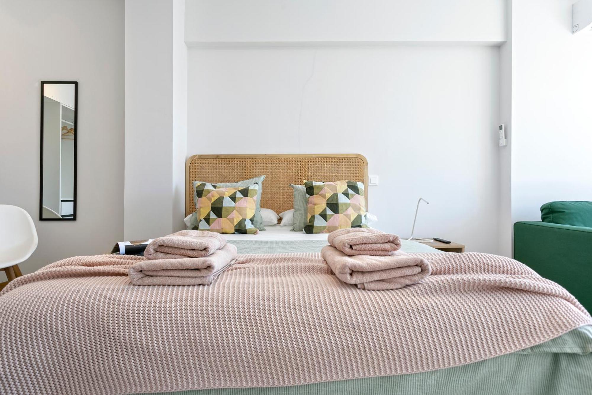 Sunstay Cruz Loft Torremolinos Exterior photo